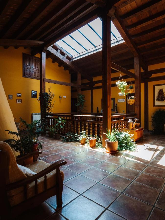 Posada Real De Carreteros Casarejos Extérieur photo